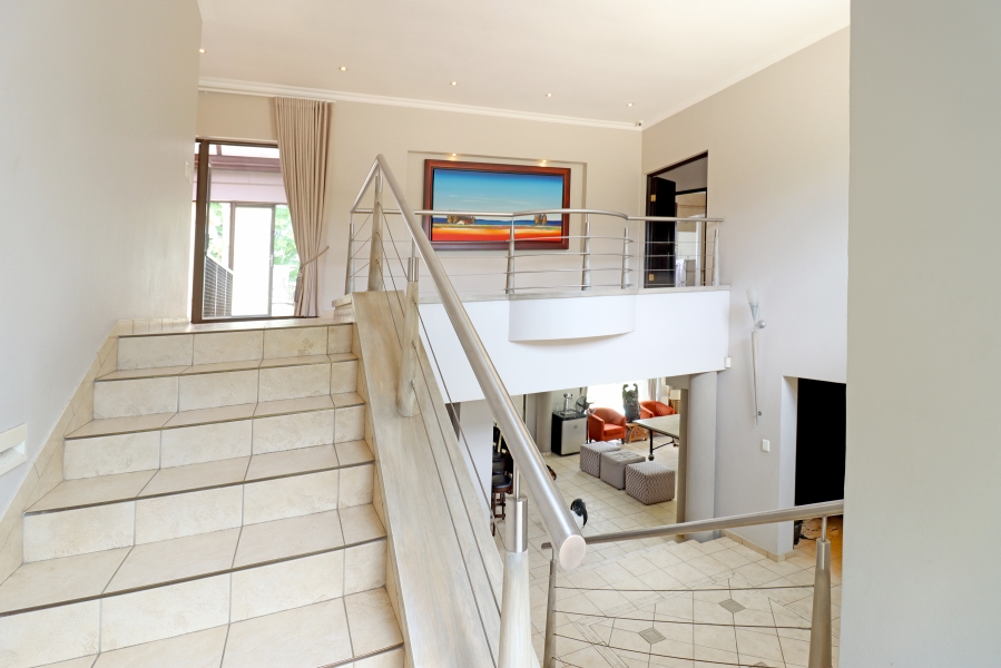 5 Bedroom Property for Sale in Kyalami Estates Gauteng