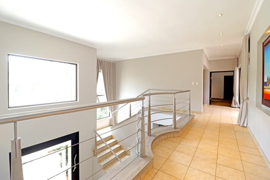 5 Bedroom Property for Sale in Kyalami Estates Gauteng