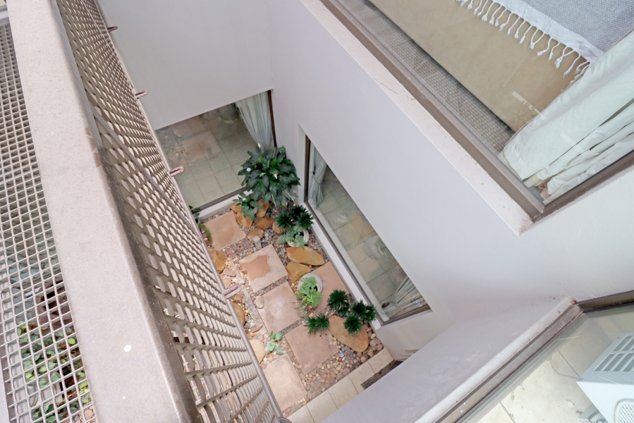 5 Bedroom Property for Sale in Kyalami Estates Gauteng