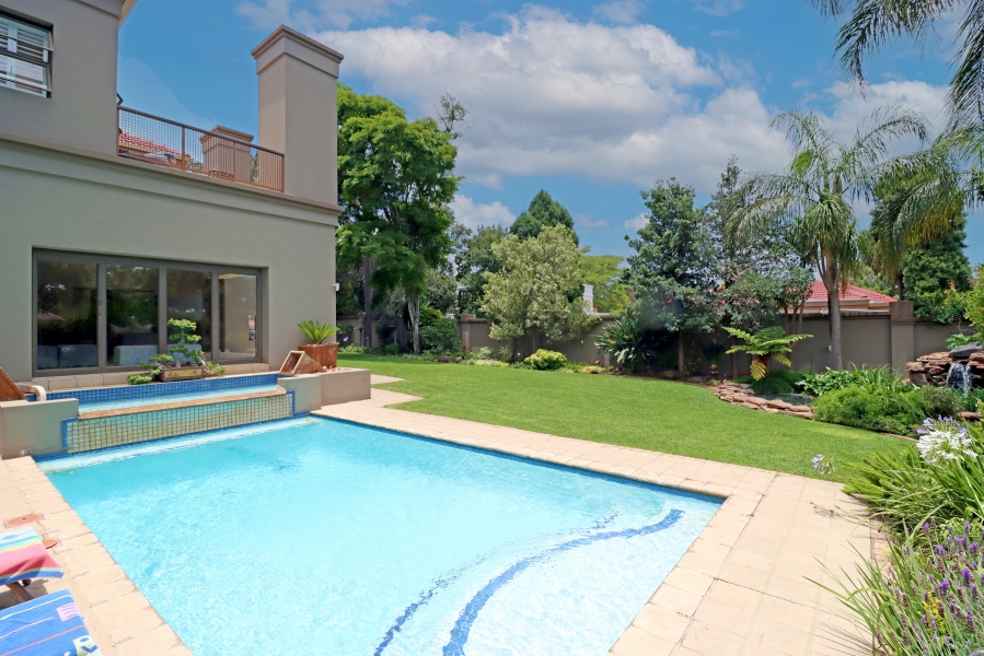5 Bedroom Property for Sale in Kyalami Estates Gauteng