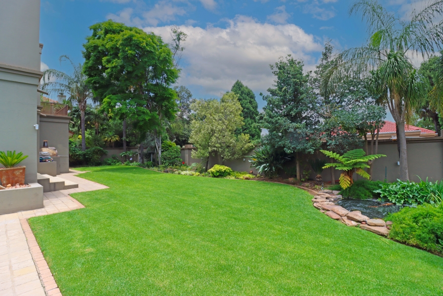 5 Bedroom Property for Sale in Kyalami Estates Gauteng