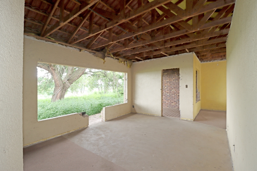 3 Bedroom Property for Sale in Knoppieslaagte Gauteng