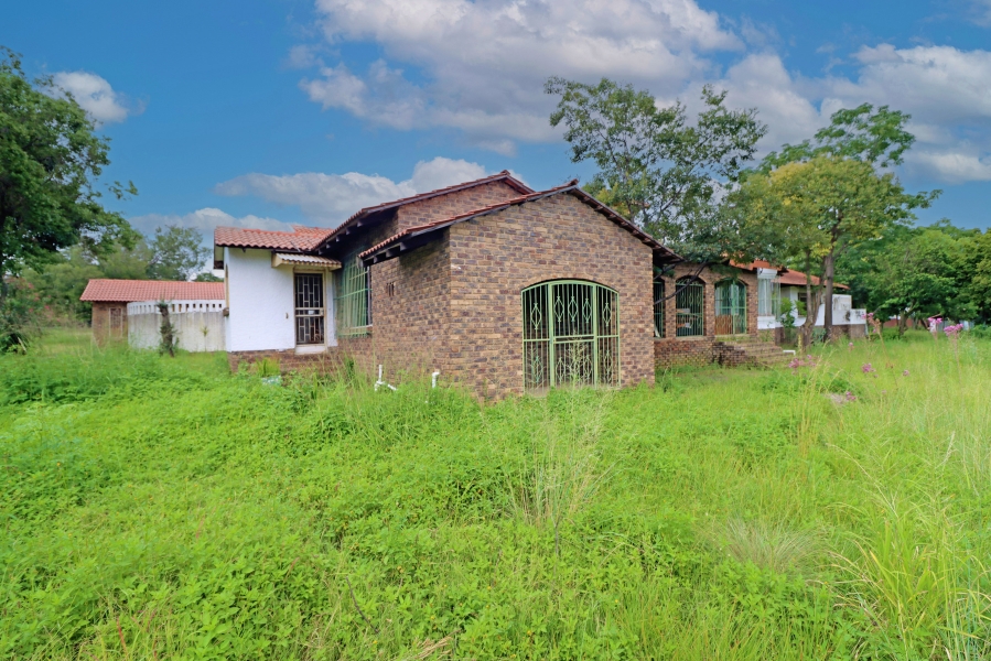 3 Bedroom Property for Sale in Knoppieslaagte Gauteng