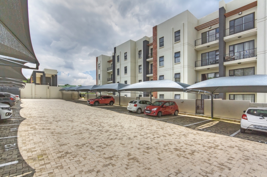 To Let 2 Bedroom Property for Rent in Halfway Gardens Gauteng