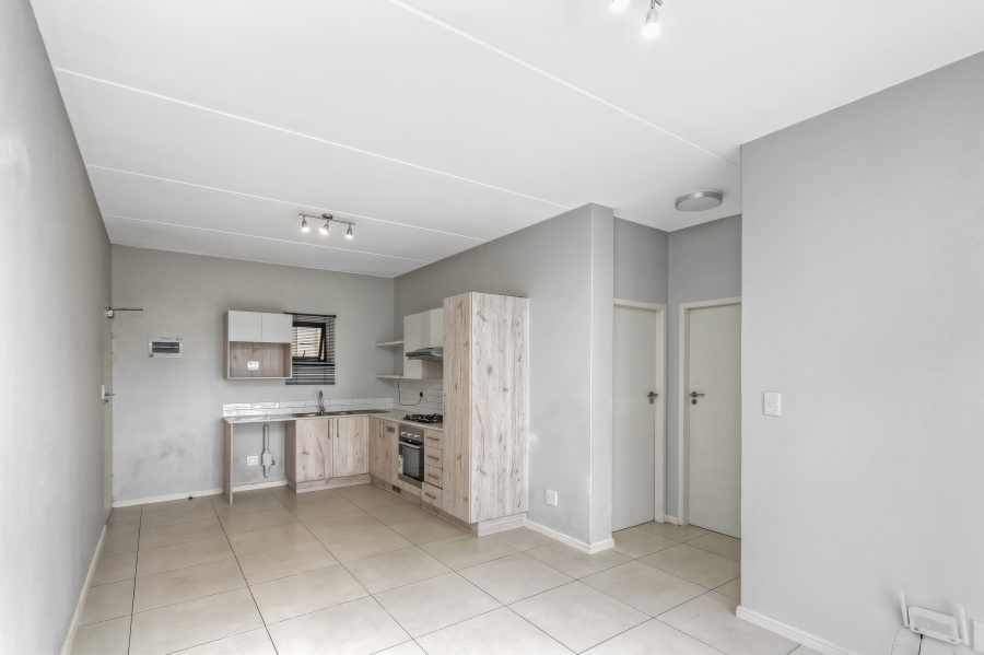 To Let 2 Bedroom Property for Rent in Halfway Gardens Gauteng