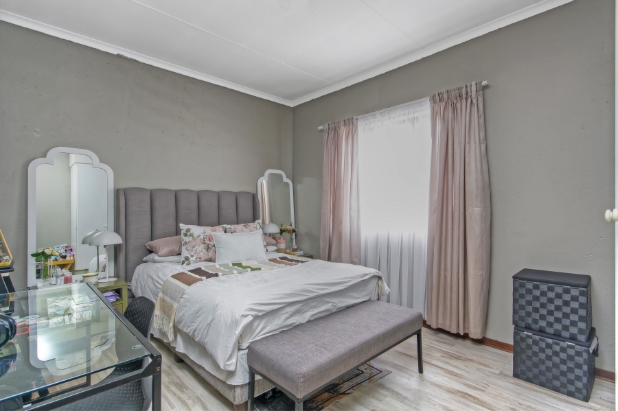 2 Bedroom Property for Sale in Halfway Gardens Gauteng