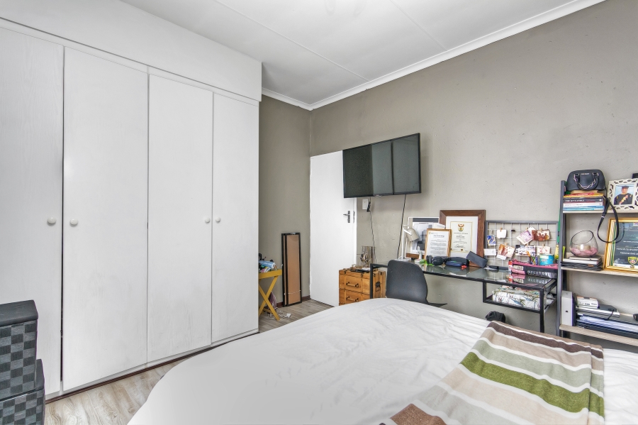 2 Bedroom Property for Sale in Halfway Gardens Gauteng