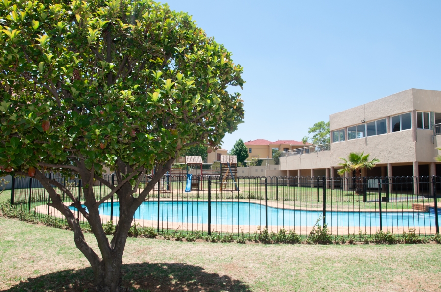 3 Bedroom Property for Sale in Halfway Gardens Gauteng