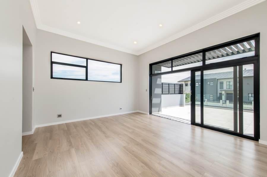 To Let 6 Bedroom Property for Rent in Waterfall Country Estate Gauteng