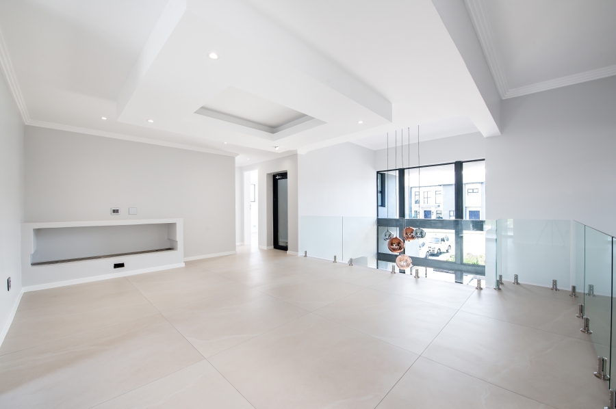 To Let 6 Bedroom Property for Rent in Waterfall Country Estate Gauteng