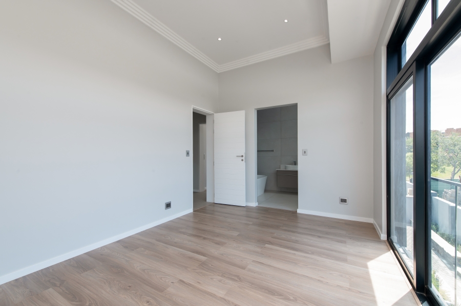 To Let 6 Bedroom Property for Rent in Waterfall Country Estate Gauteng