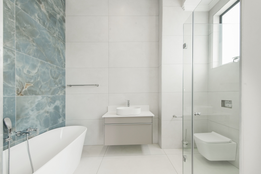 To Let 6 Bedroom Property for Rent in Waterfall Country Estate Gauteng