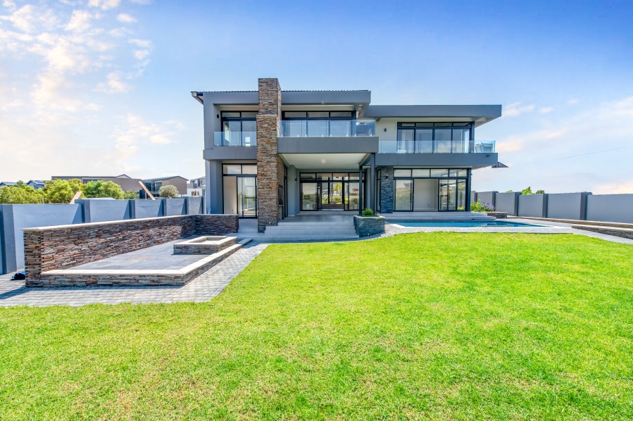 To Let 6 Bedroom Property for Rent in Waterfall Country Estate Gauteng