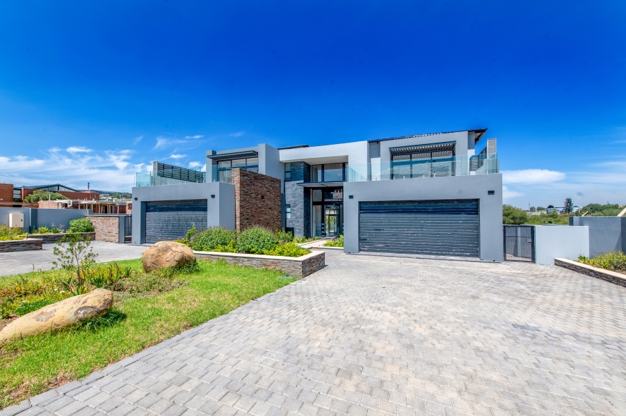 To Let 6 Bedroom Property for Rent in Waterfall Country Estate Gauteng