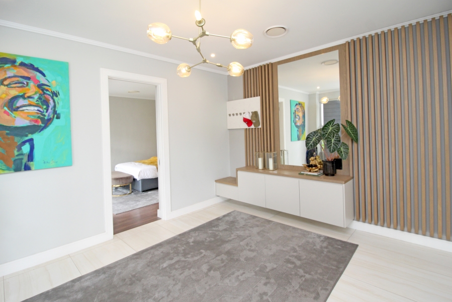 5 Bedroom Property for Sale in Waterfall Country Estate Gauteng