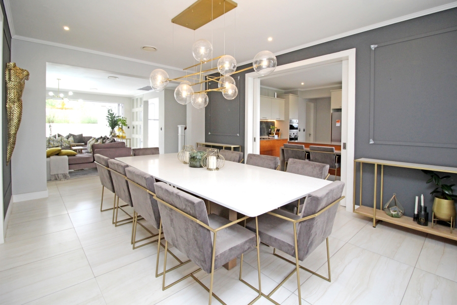 5 Bedroom Property for Sale in Waterfall Country Estate Gauteng