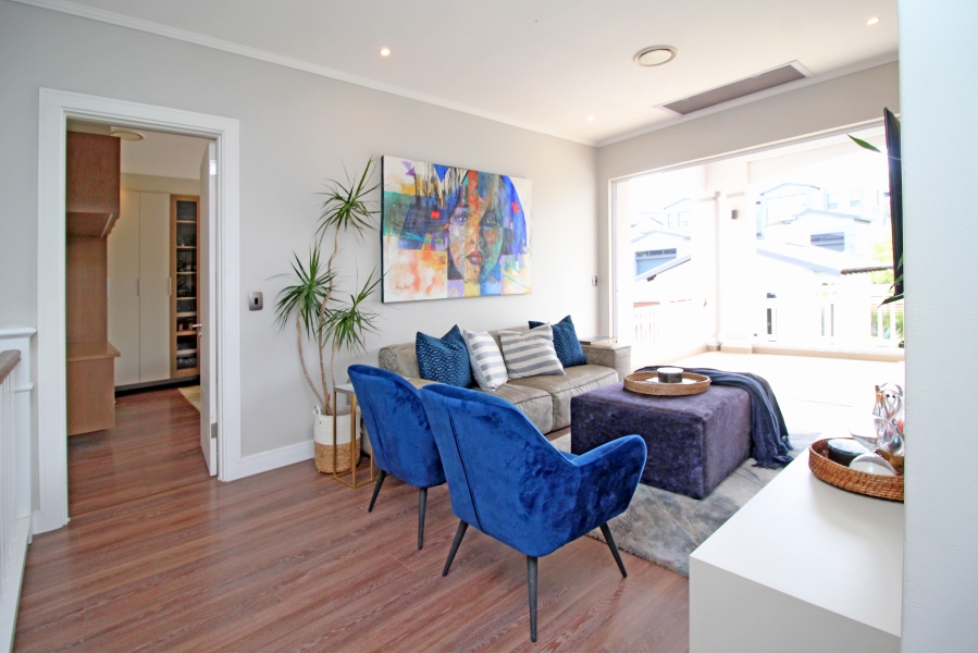 5 Bedroom Property for Sale in Waterfall Country Estate Gauteng