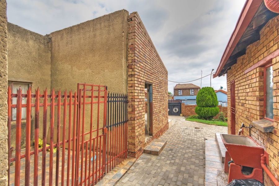 3 Bedroom Property for Sale in Rabie Ridge Gauteng