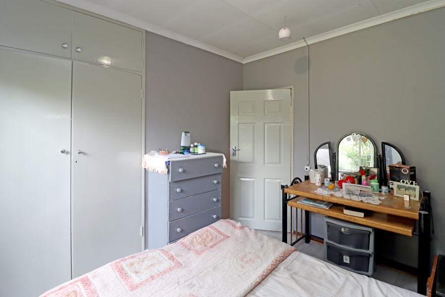 5 Bedroom Property for Sale in Rooihuiskraal North Gauteng