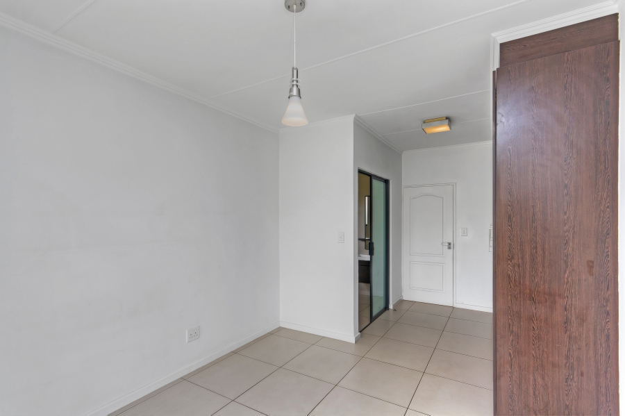 To Let 2 Bedroom Property for Rent in Kyalami Hills Gauteng