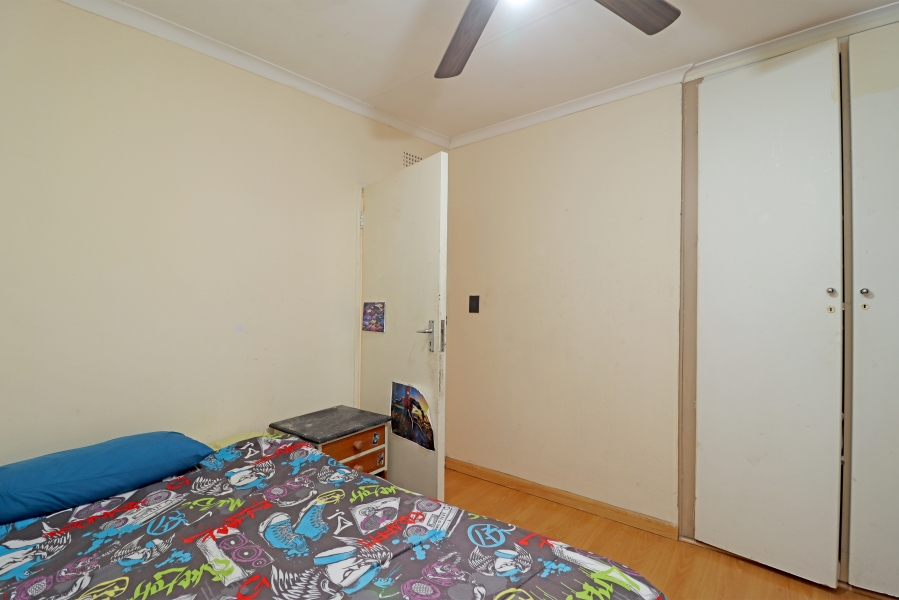 7 Bedroom Property for Sale in Vorna Valley Gauteng