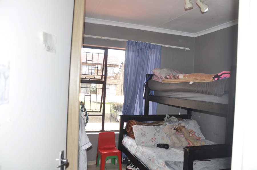 2 Bedroom Property for Sale in Vorna Valley Gauteng