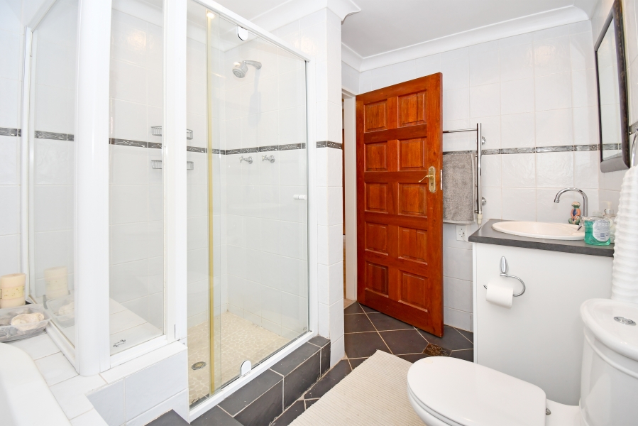 4 Bedroom Property for Sale in Paulshof Gauteng