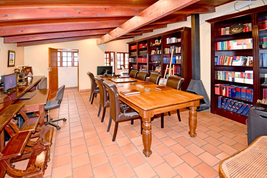 4 Bedroom Property for Sale in Paulshof Gauteng