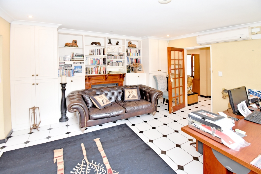 4 Bedroom Property for Sale in Paulshof Gauteng