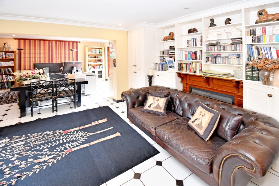 4 Bedroom Property for Sale in Paulshof Gauteng