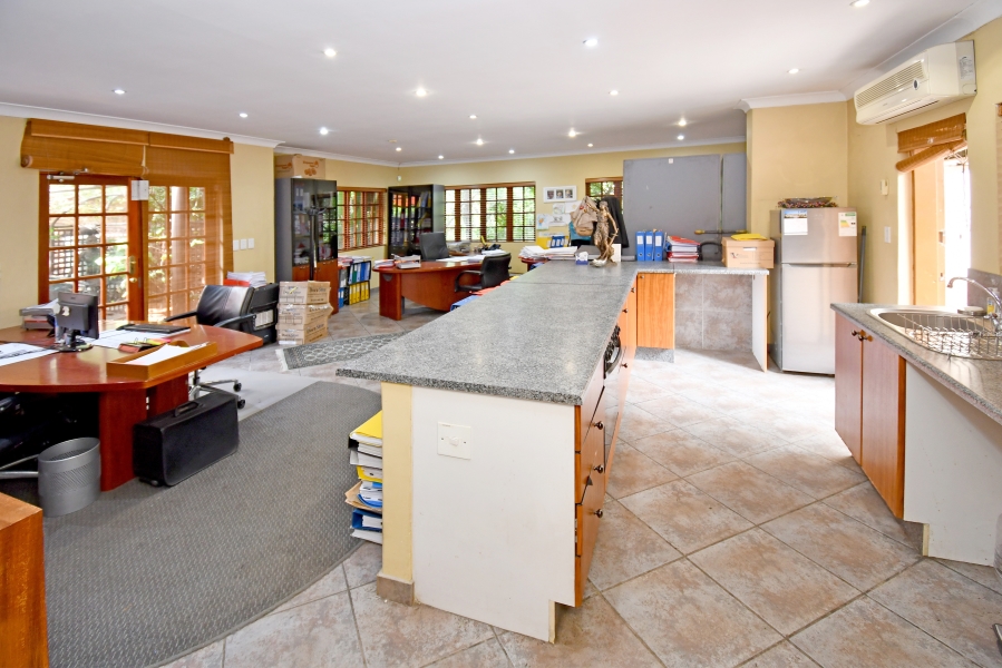 4 Bedroom Property for Sale in Paulshof Gauteng