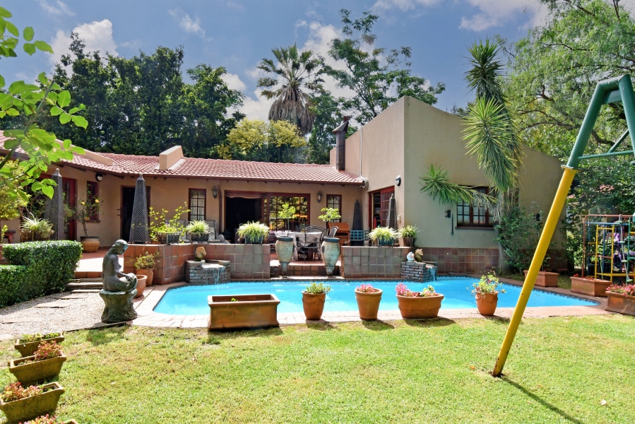 4 Bedroom Property for Sale in Paulshof Gauteng