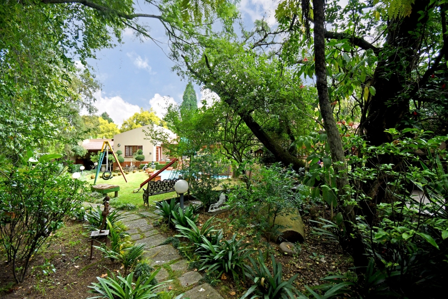 4 Bedroom Property for Sale in Paulshof Gauteng