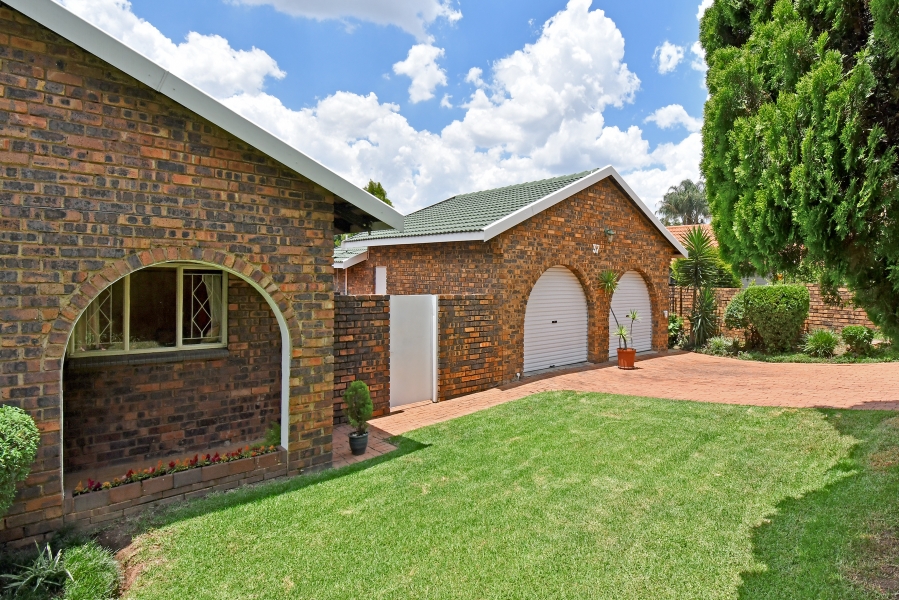 3 Bedroom Property for Sale in Paulshof Gauteng