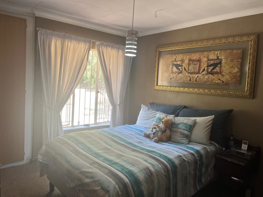 3 Bedroom Property for Sale in Vorna Valley Gauteng