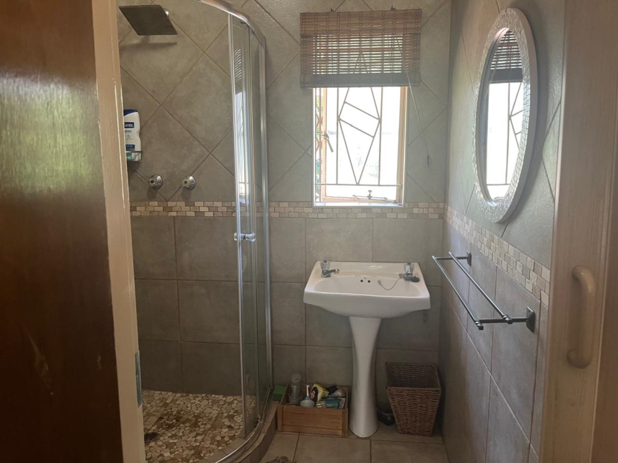 3 Bedroom Property for Sale in Vorna Valley Gauteng