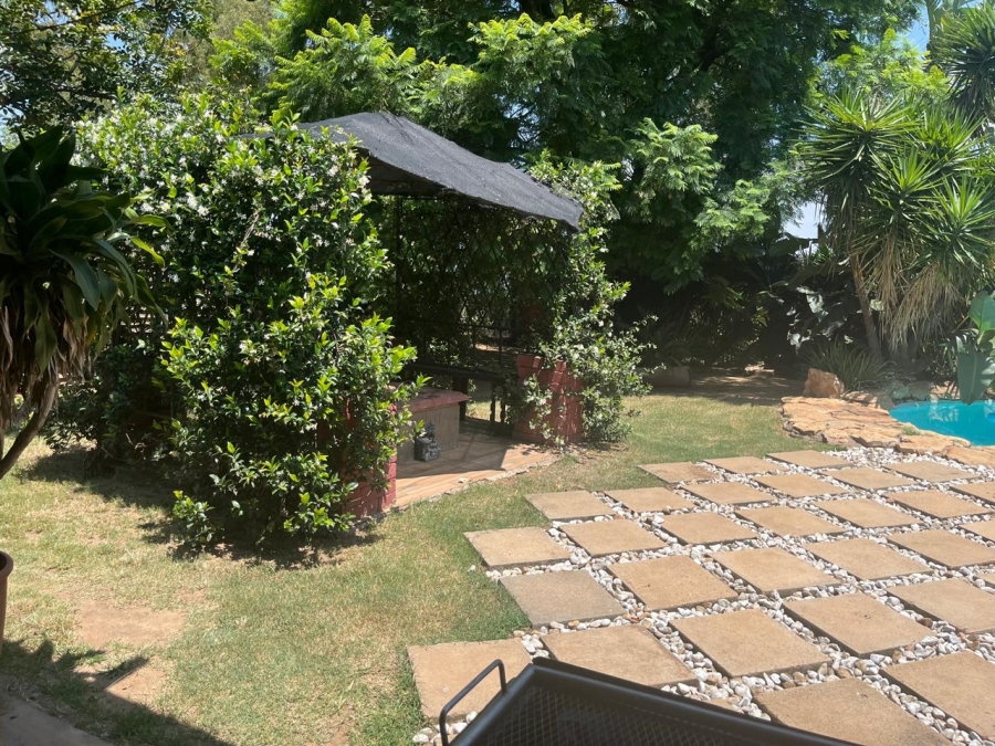 3 Bedroom Property for Sale in Vorna Valley Gauteng