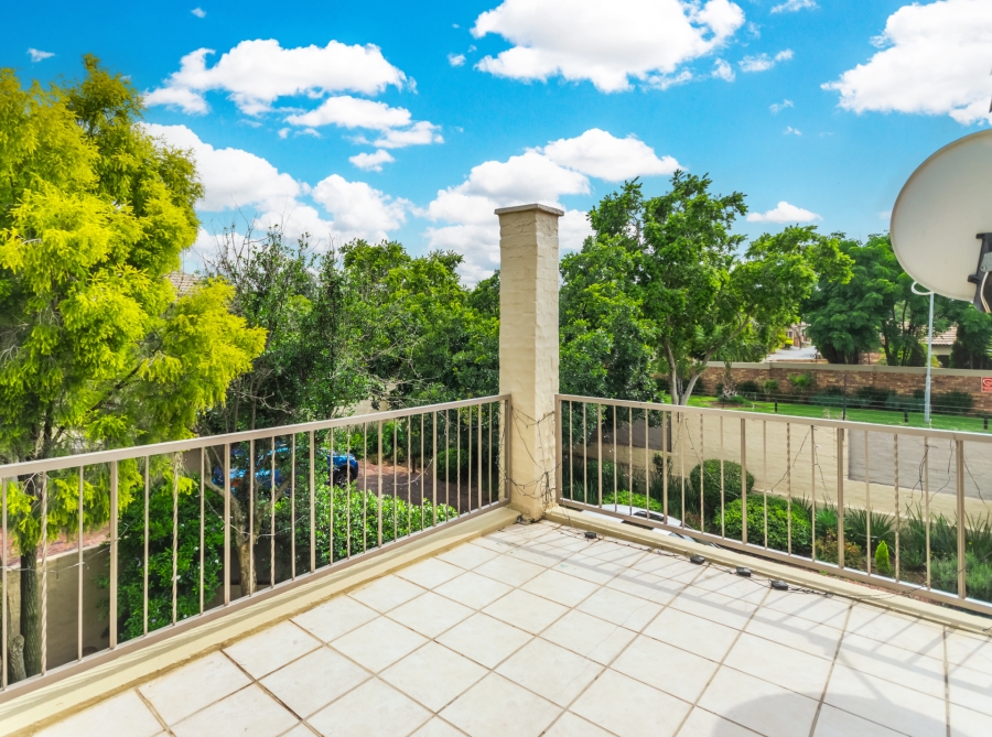 3 Bedroom Property for Sale in Kyalami Hills Gauteng