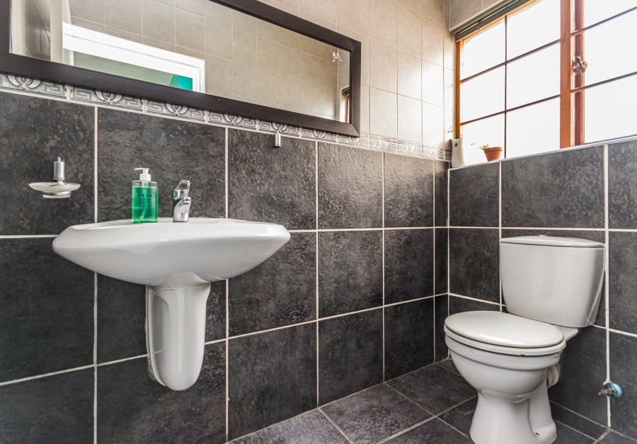 3 Bedroom Property for Sale in Kyalami Hills Gauteng