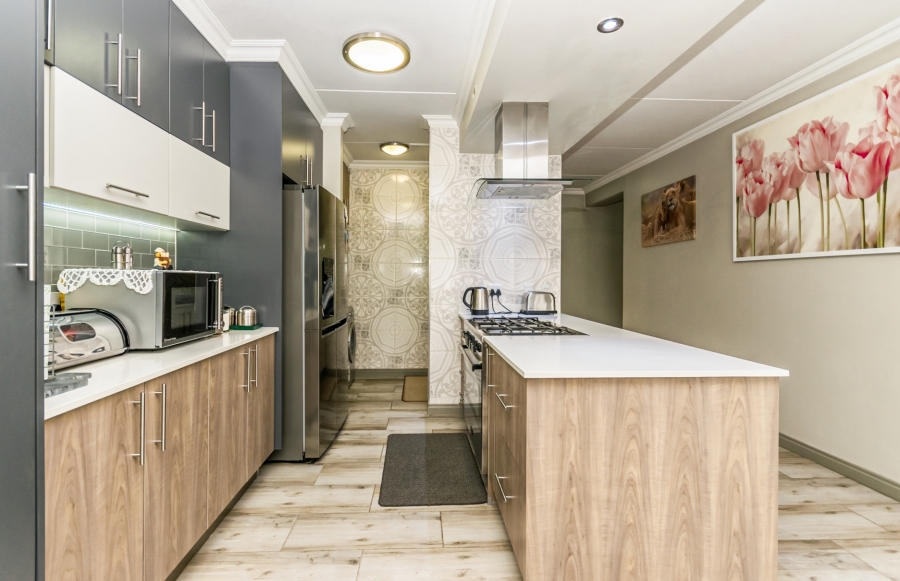 3 Bedroom Property for Sale in Carlswald Gauteng