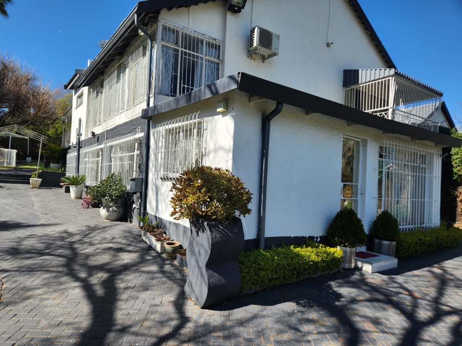 To Let 2 Bedroom Property for Rent in Ferndale Gauteng