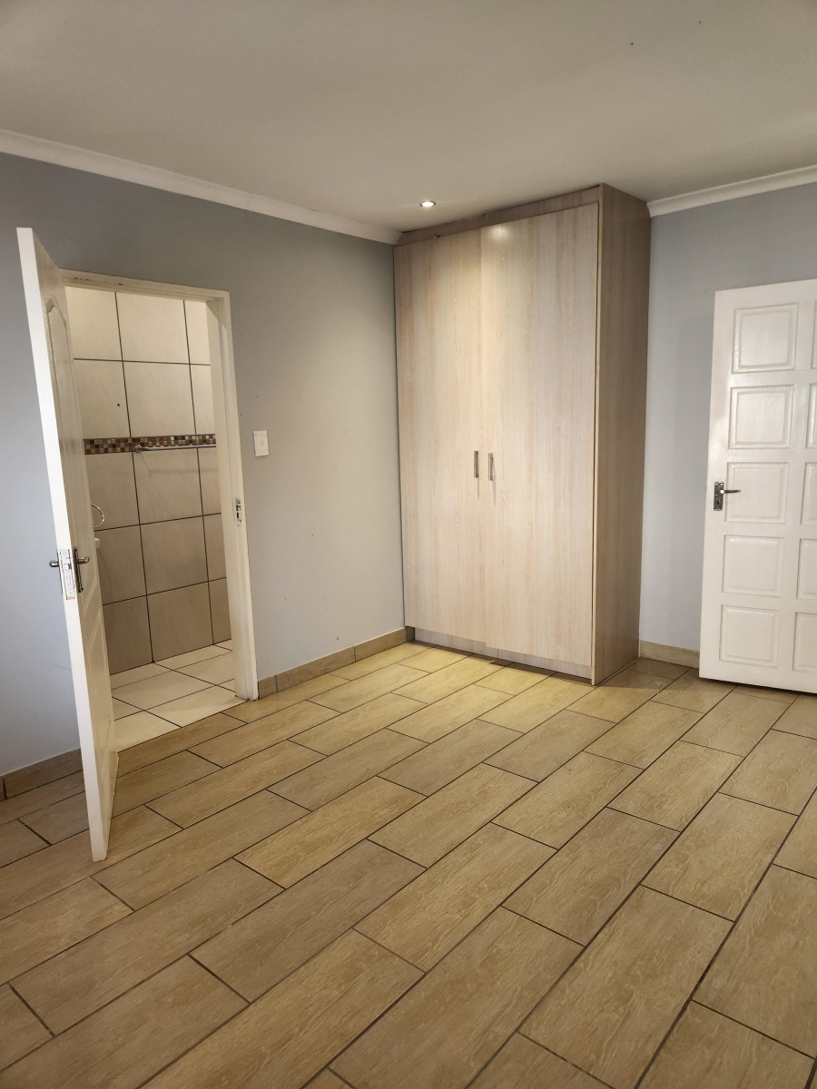 To Let 2 Bedroom Property for Rent in Ferndale Gauteng