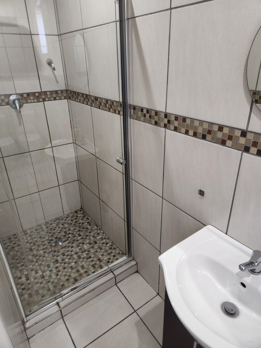 To Let 2 Bedroom Property for Rent in Ferndale Gauteng