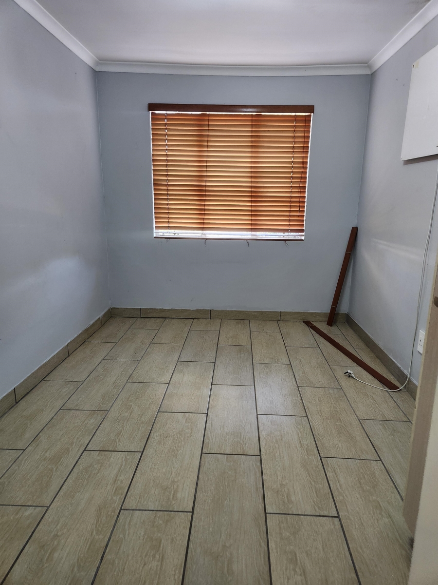 To Let 2 Bedroom Property for Rent in Ferndale Gauteng