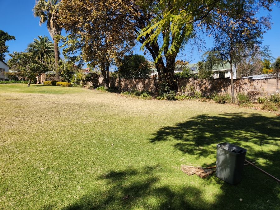 To Let 2 Bedroom Property for Rent in Ferndale Gauteng