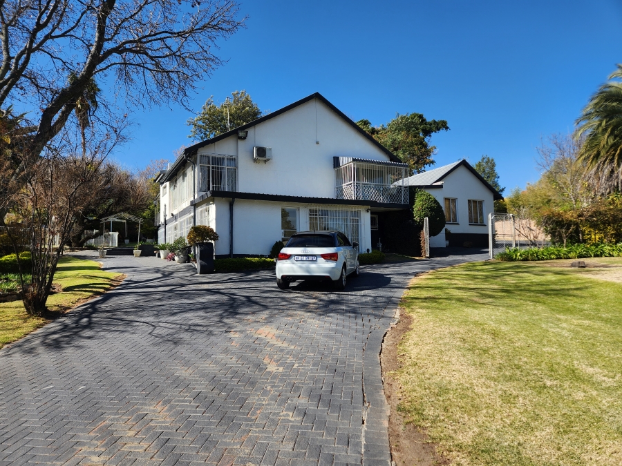 To Let 2 Bedroom Property for Rent in Ferndale Gauteng