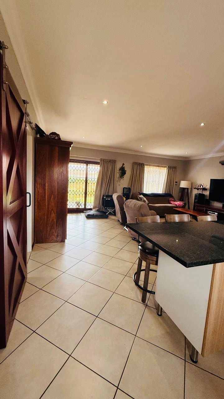3 Bedroom Property for Sale in Monavoni Gauteng