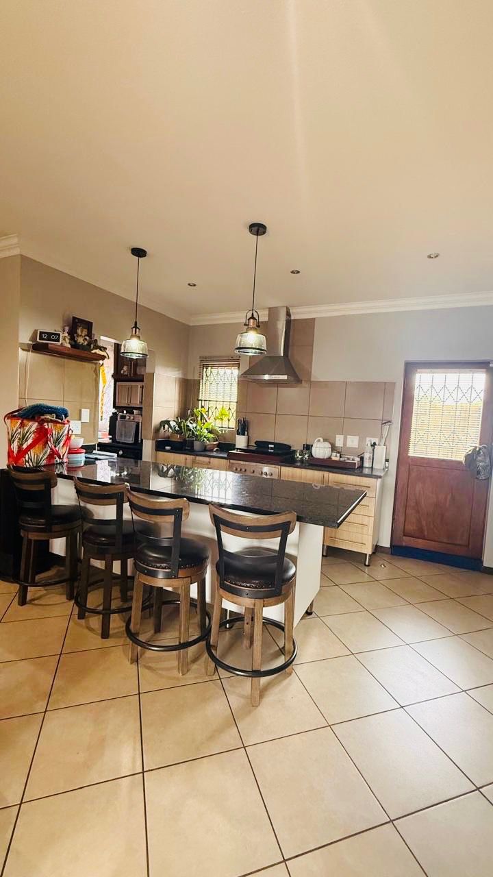 3 Bedroom Property for Sale in Monavoni Gauteng