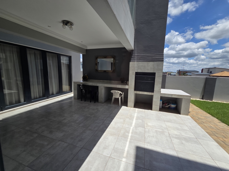 4 Bedroom Property for Sale in Montana Gauteng
