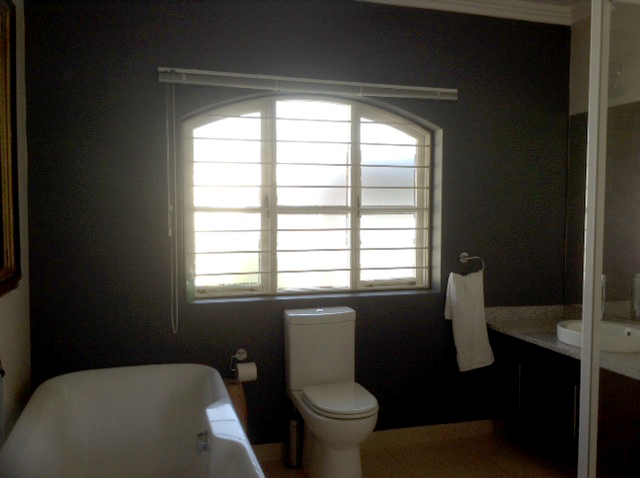 To Let 2 Bedroom Property for Rent in Parkmore Gauteng